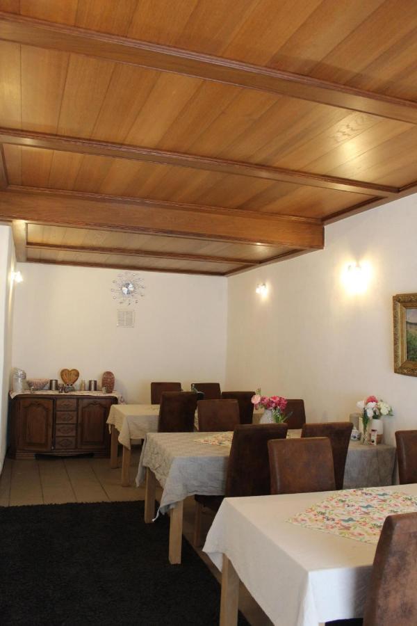 Haus Zur Entersburg Hotel Бад Бертрих Екстериор снимка
